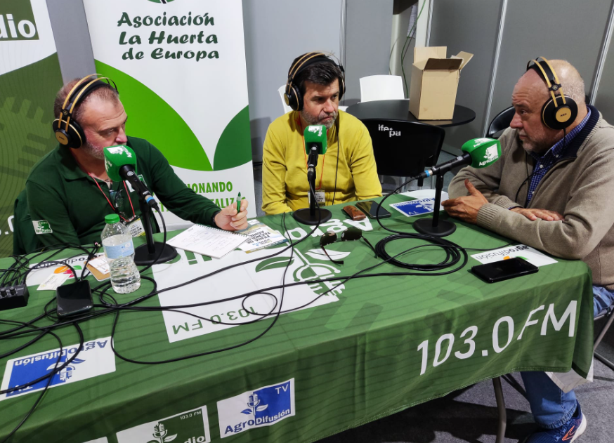 5 Rafa Losilla, director de Revista FyH, y Enrique Tara Ariola, gerente de Greenplas Ibérica